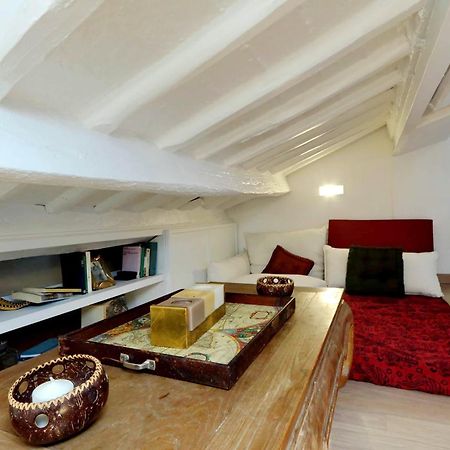 Апартаменти Pantheon Charming Attic | Romeloft Екстер'єр фото